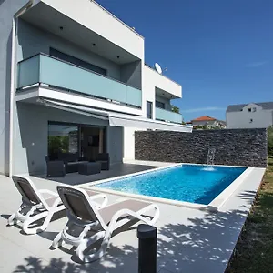 Tesa 1 - Heated Swimming Pool Donji Okrug (Ciovo)